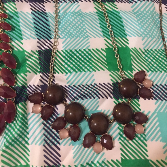 Lot of 6 statement necklaces! - Picture 3 of 7
